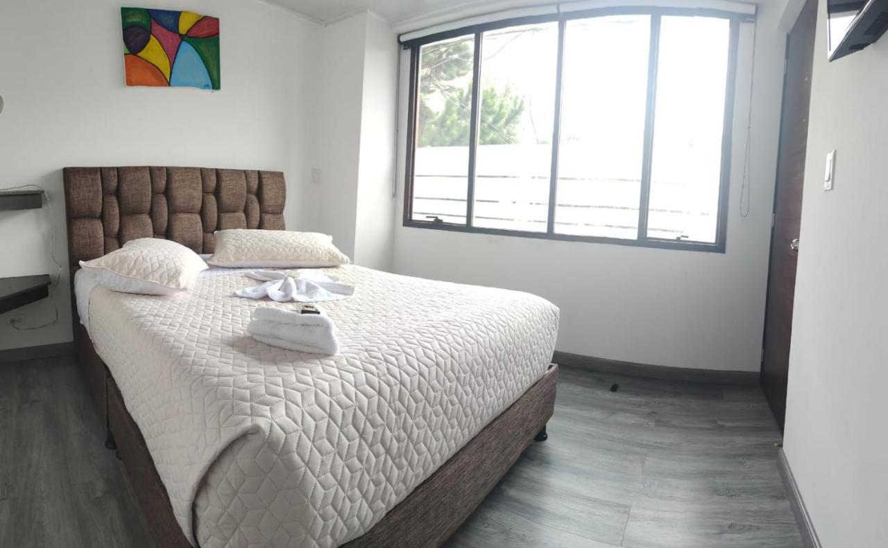 Hotel Kristal Ferial بوغوتا المظهر الخارجي الصورة