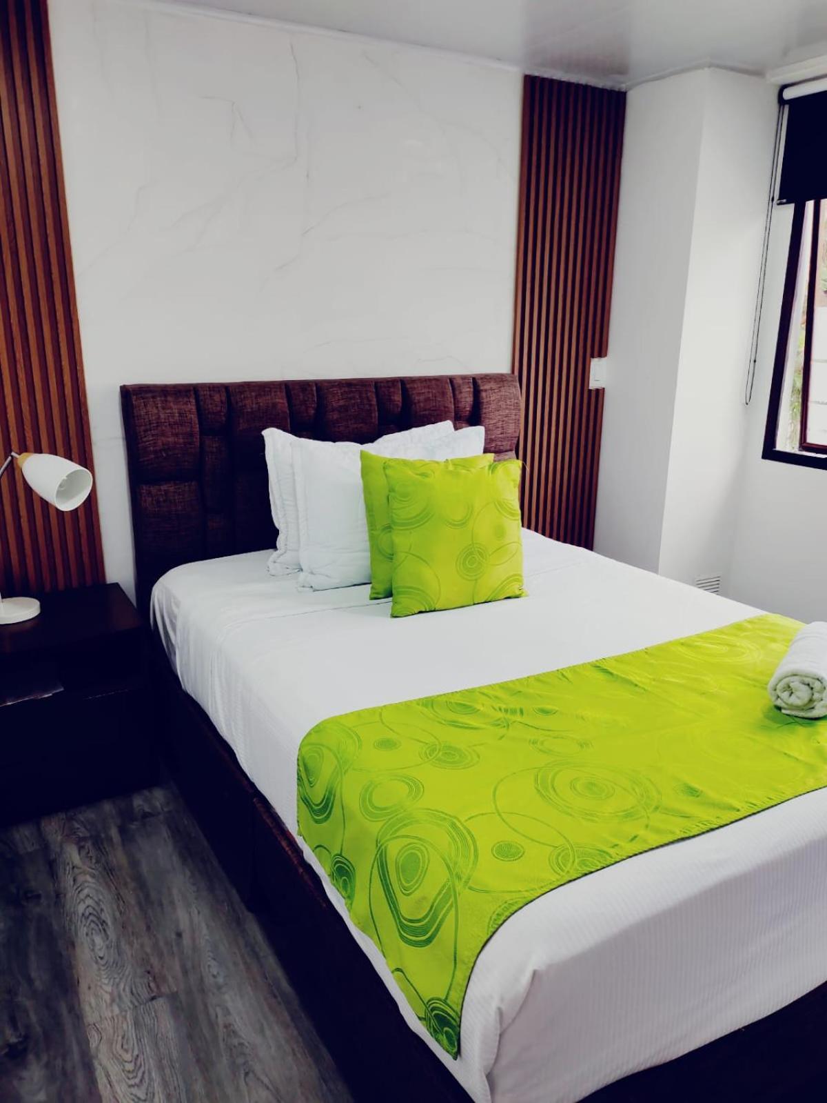 Hotel Kristal Ferial بوغوتا المظهر الخارجي الصورة