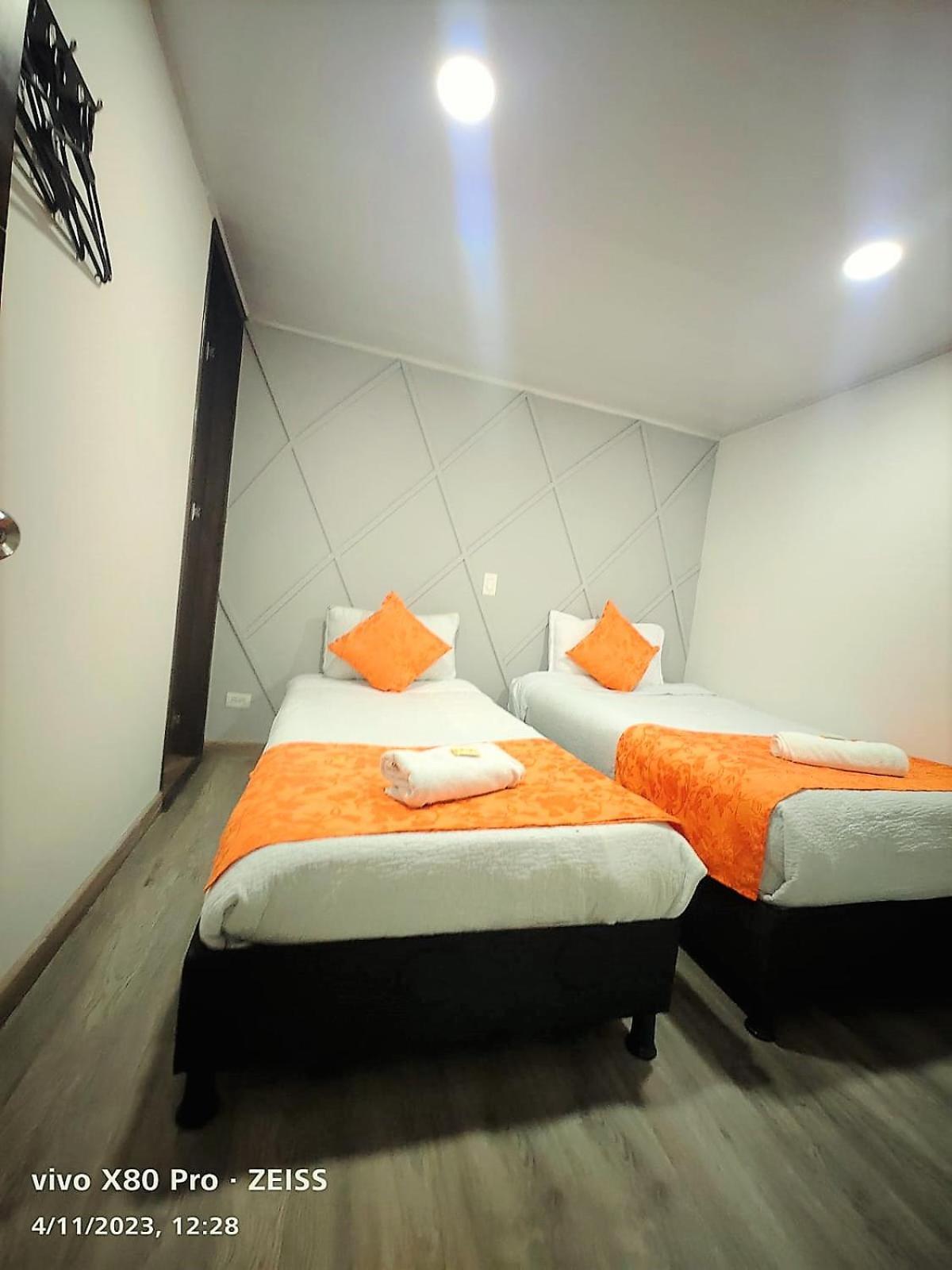 Hotel Kristal Ferial بوغوتا المظهر الخارجي الصورة