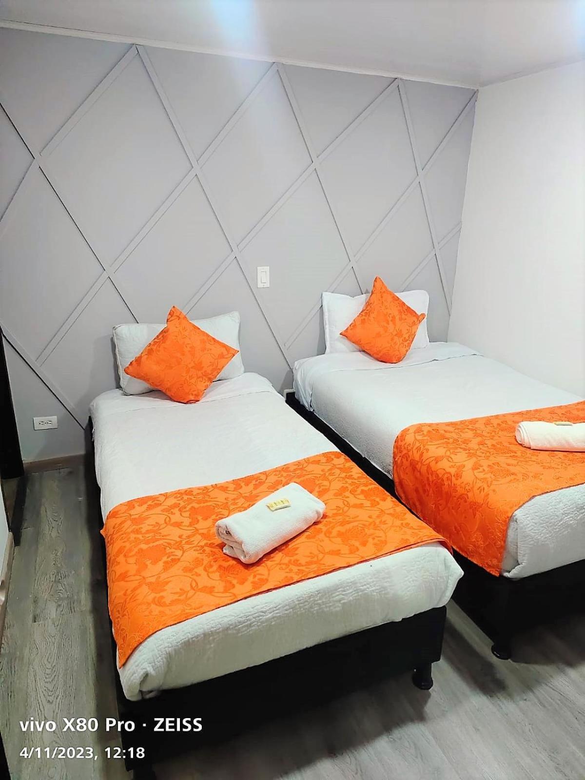 Hotel Kristal Ferial بوغوتا المظهر الخارجي الصورة