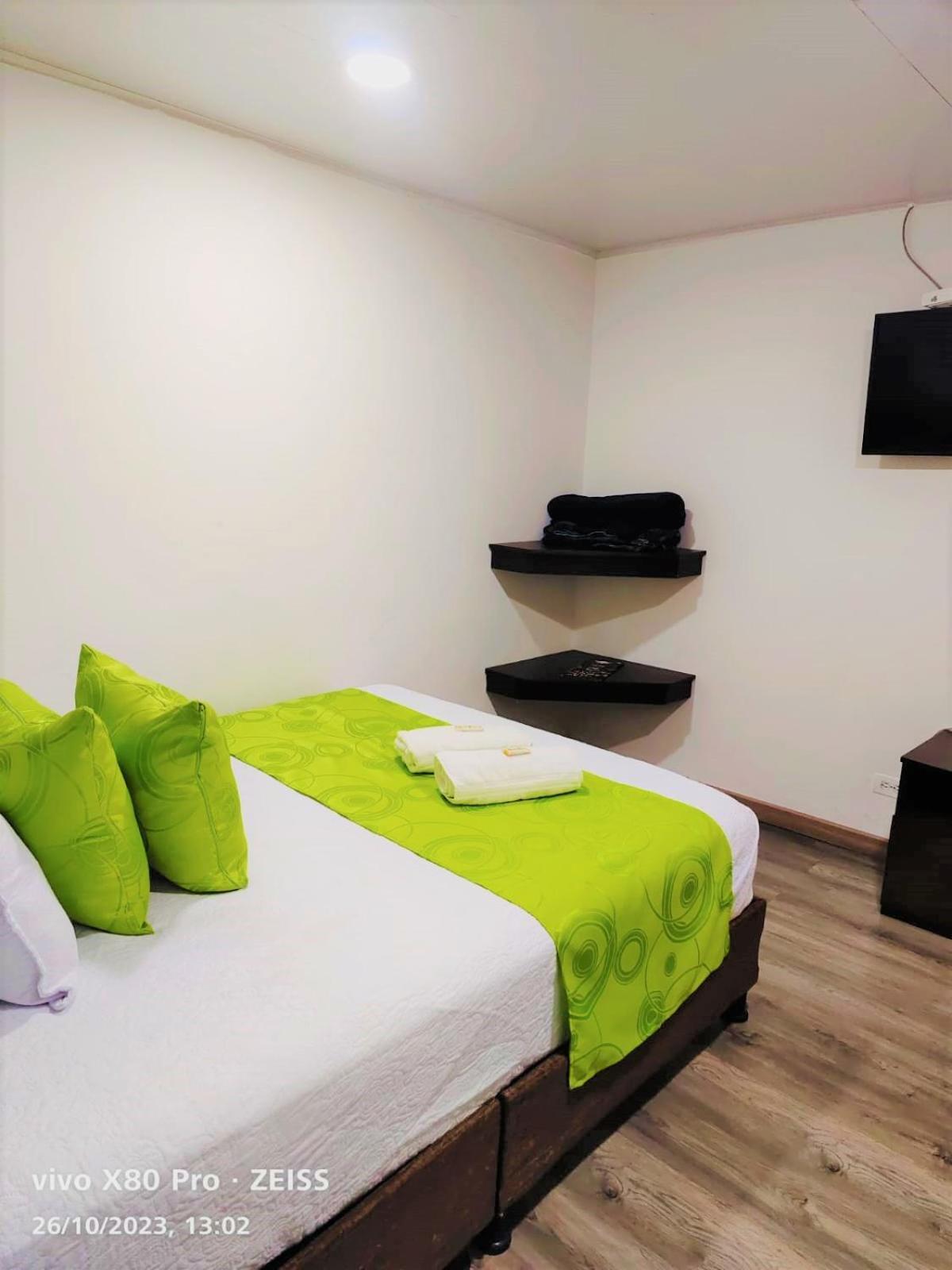 Hotel Kristal Ferial بوغوتا المظهر الخارجي الصورة