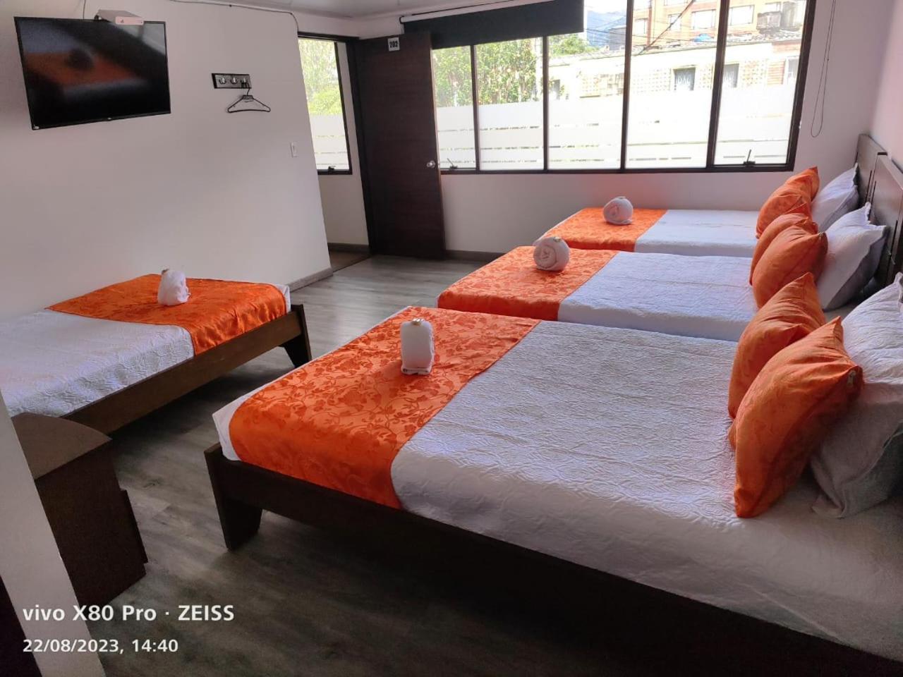 Hotel Kristal Ferial بوغوتا المظهر الخارجي الصورة