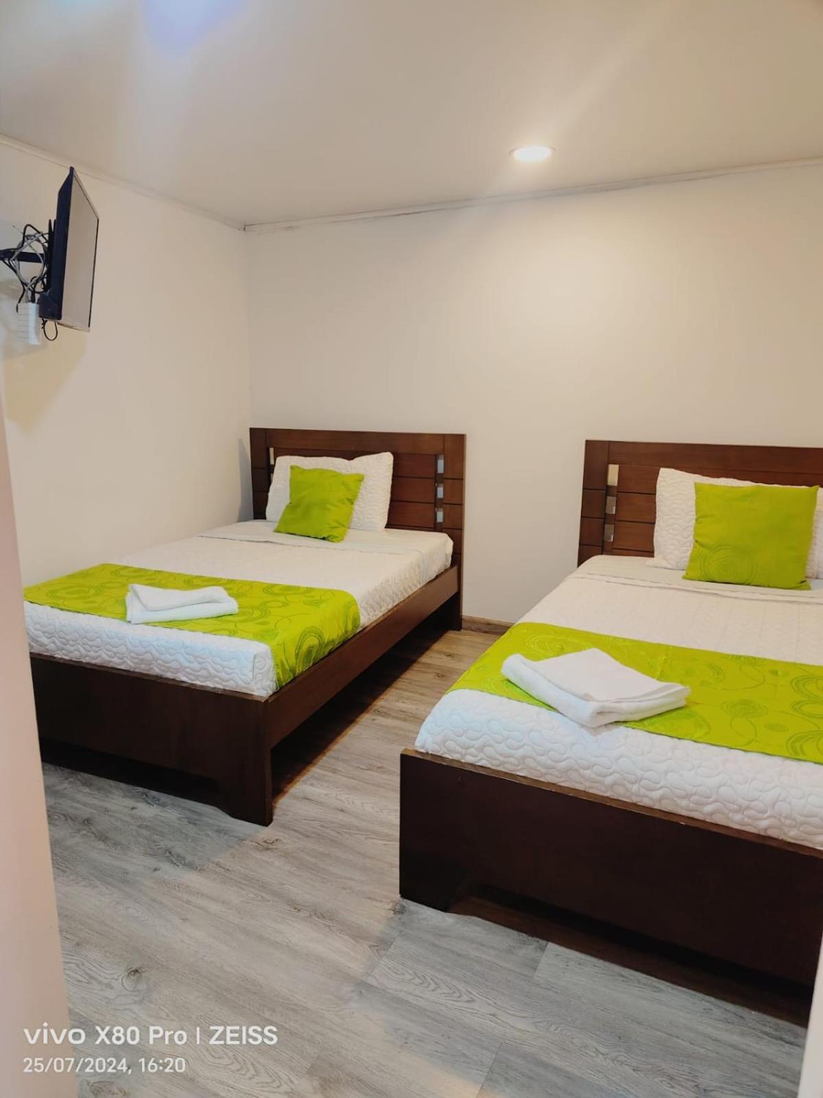 Hotel Kristal Ferial بوغوتا المظهر الخارجي الصورة